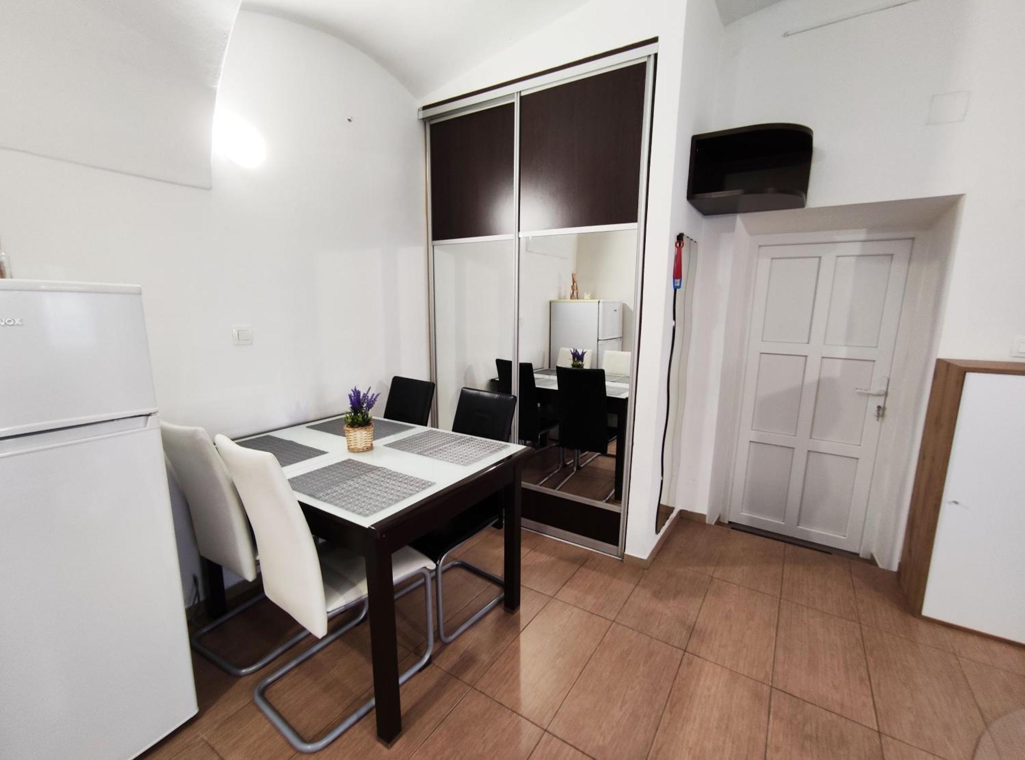 Studio Apartment Sisters 3-4 Ljubljana Exterior photo